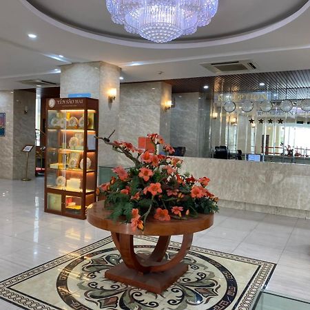 NguyẽN QuyèN Hotel Hanoi Dış mekan fotoğraf