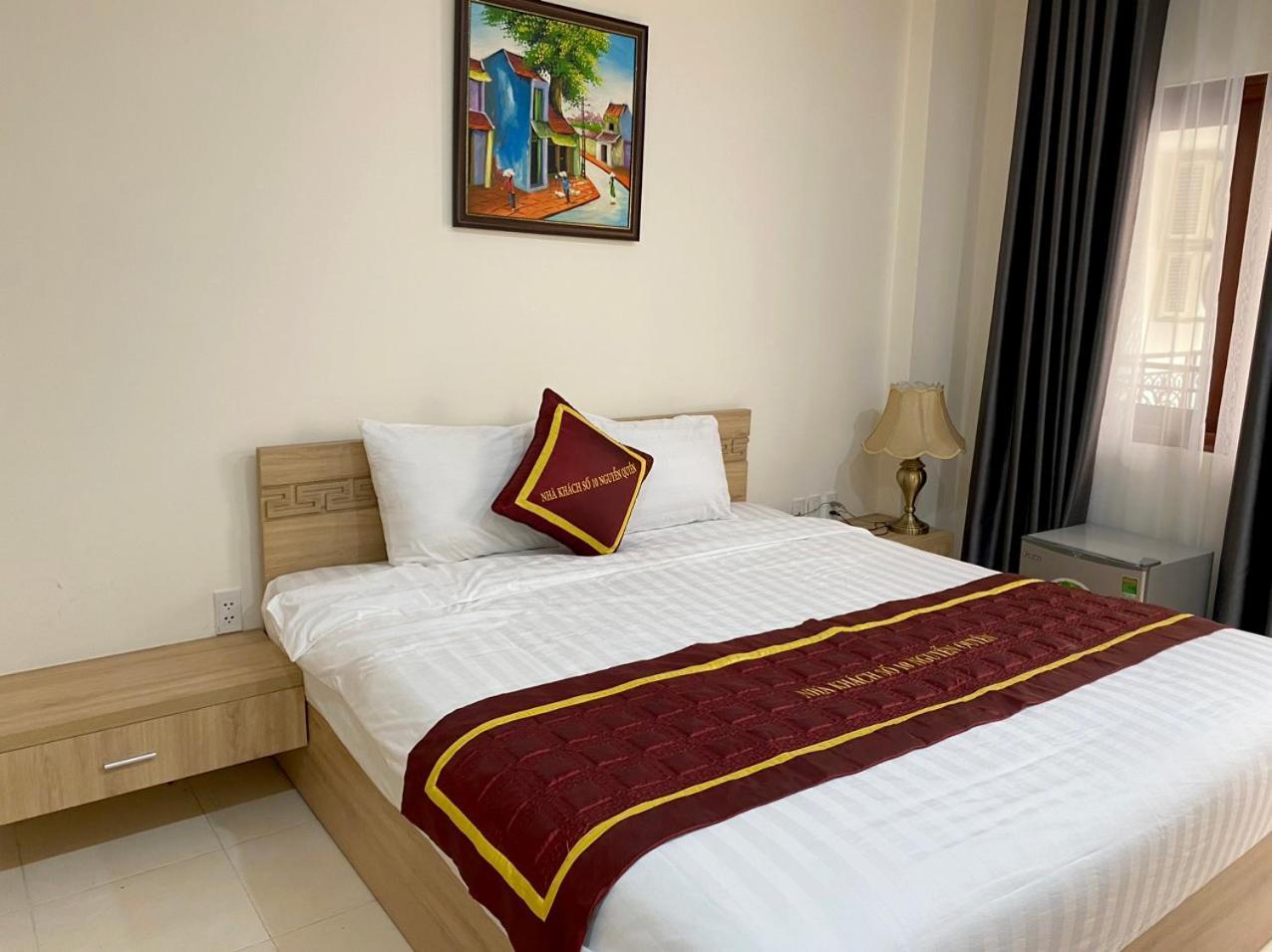 NguyẽN QuyèN Hotel Hanoi Dış mekan fotoğraf