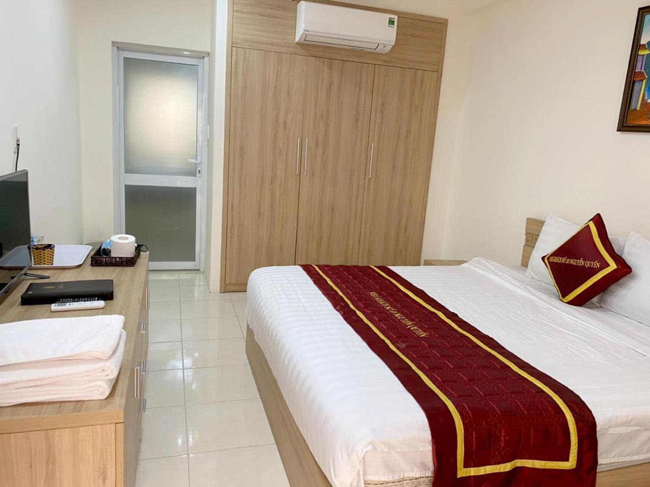 NguyẽN QuyèN Hotel Hanoi Dış mekan fotoğraf