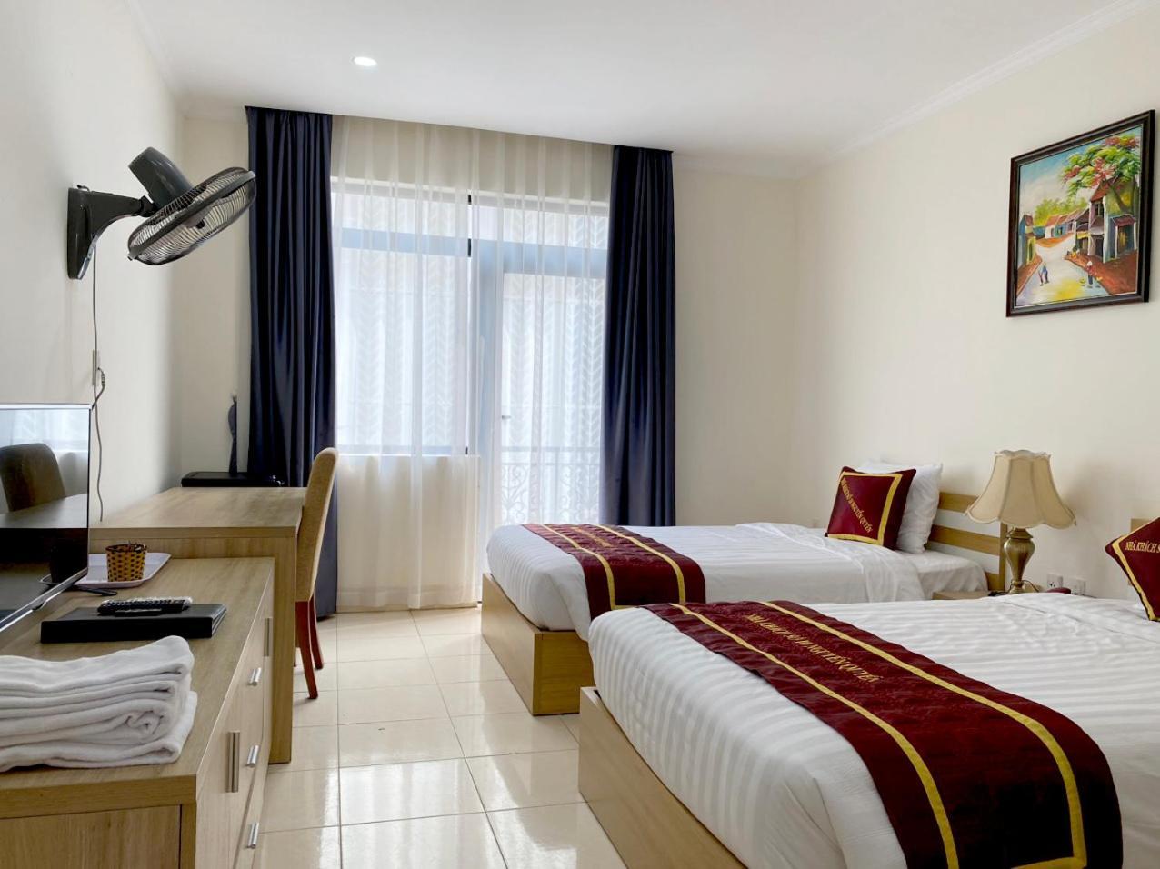 NguyẽN QuyèN Hotel Hanoi Dış mekan fotoğraf