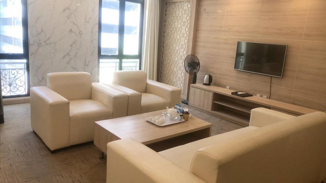 NguyẽN QuyèN Hotel Hanoi Dış mekan fotoğraf